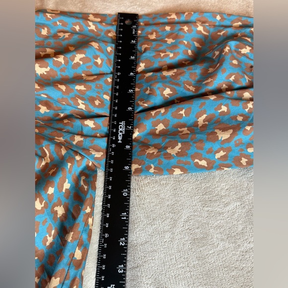 Tyler Boe Teal Leopard Print Smocked Peasant Top Brown Flower Buttons Sz M - Picture 12 of 12